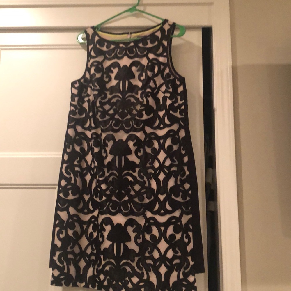 🖤 VINCE CAMUTO Sheath Dress 🖤